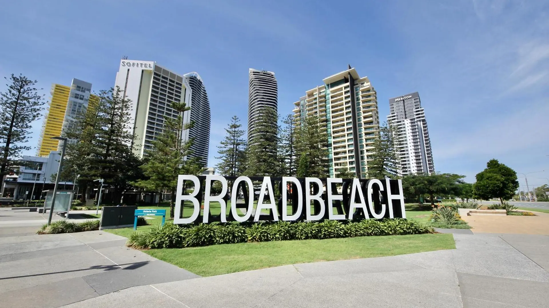 Diamond Beach 127 Gold Coast 0*,